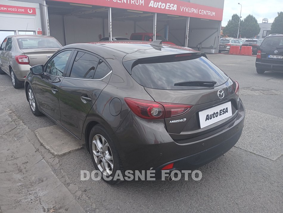 Mazda 3 2.0i 
