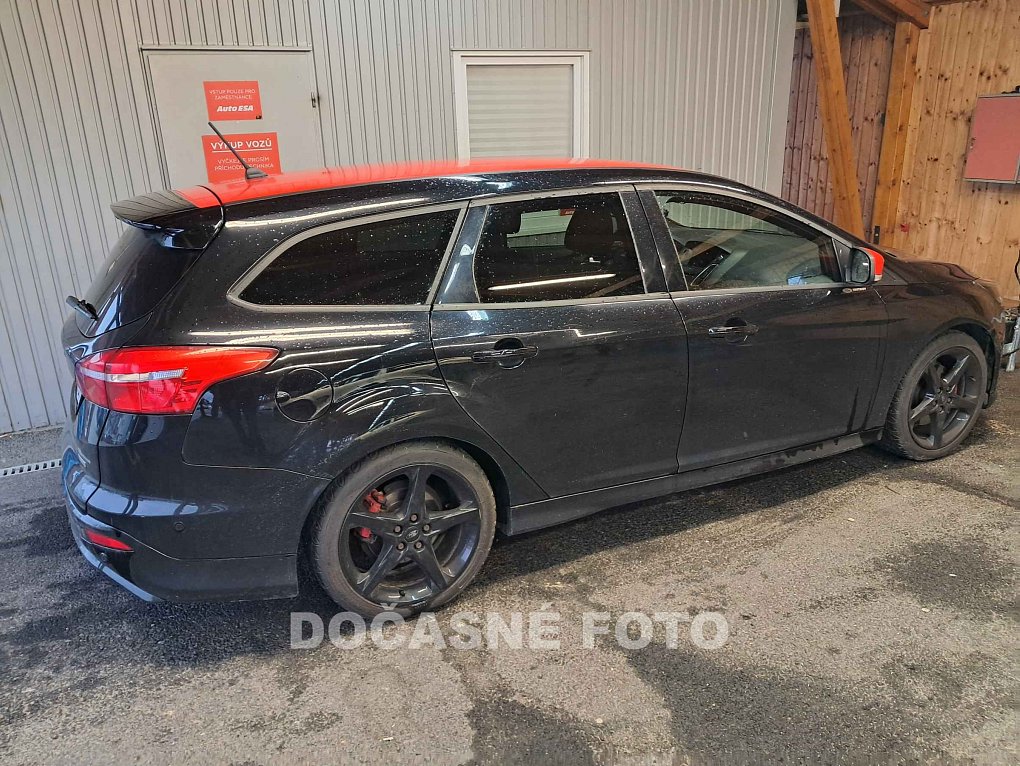 Ford Focus 1.5i 