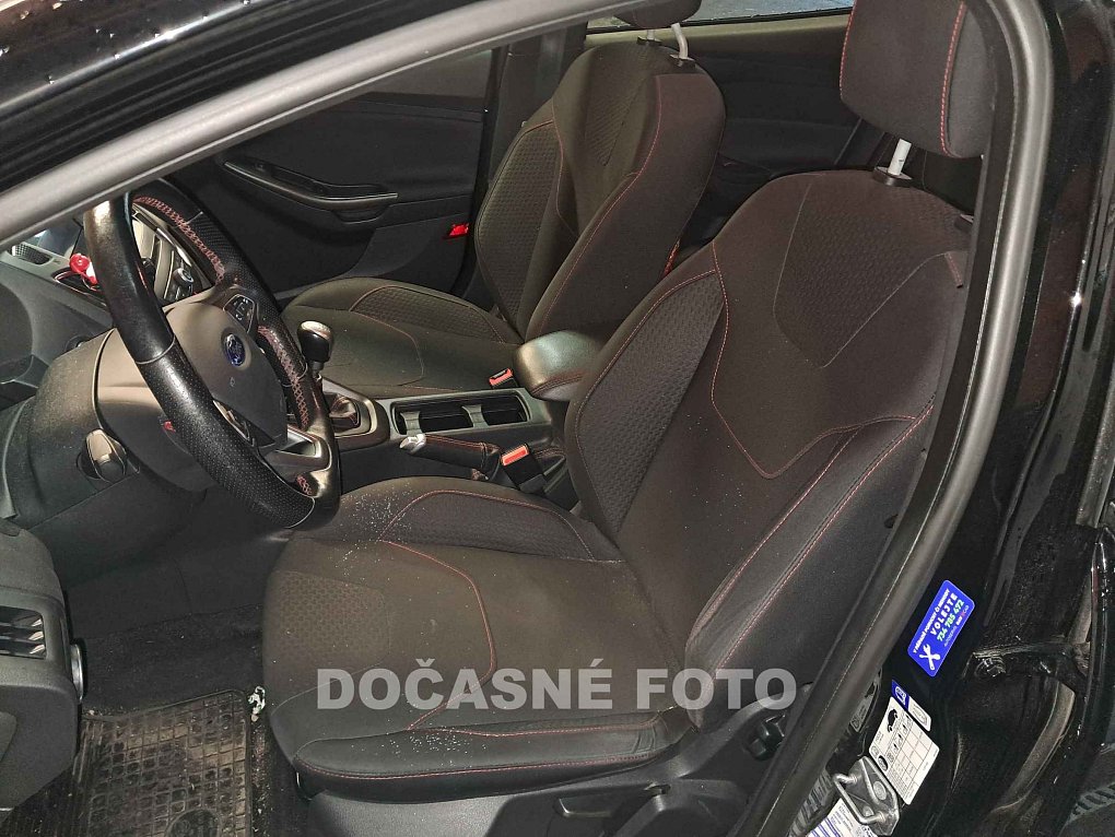 Ford Focus 1.5i 
