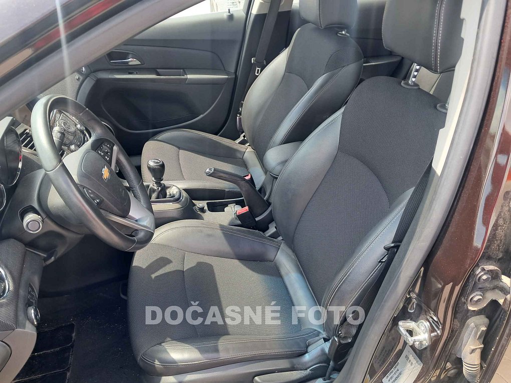 Chevrolet Cruze 1.8 i 