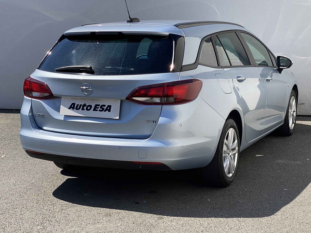 Opel Astra 1.6CDTi 