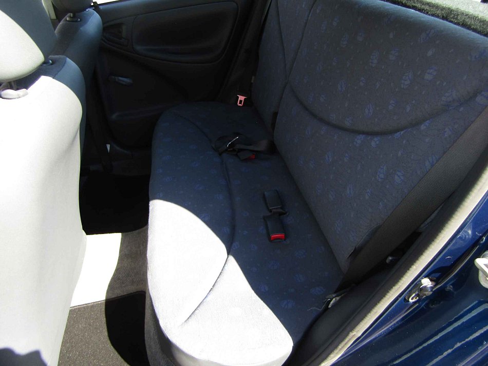 Toyota Yaris 1.0VVTi 