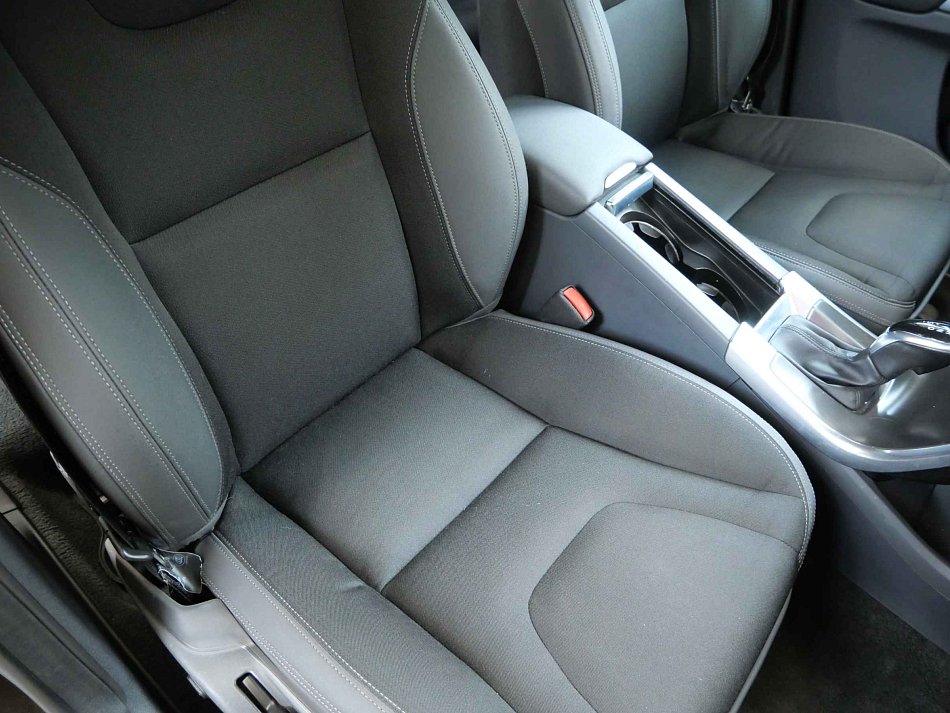 Volvo XC60 2.4 D4  AWD