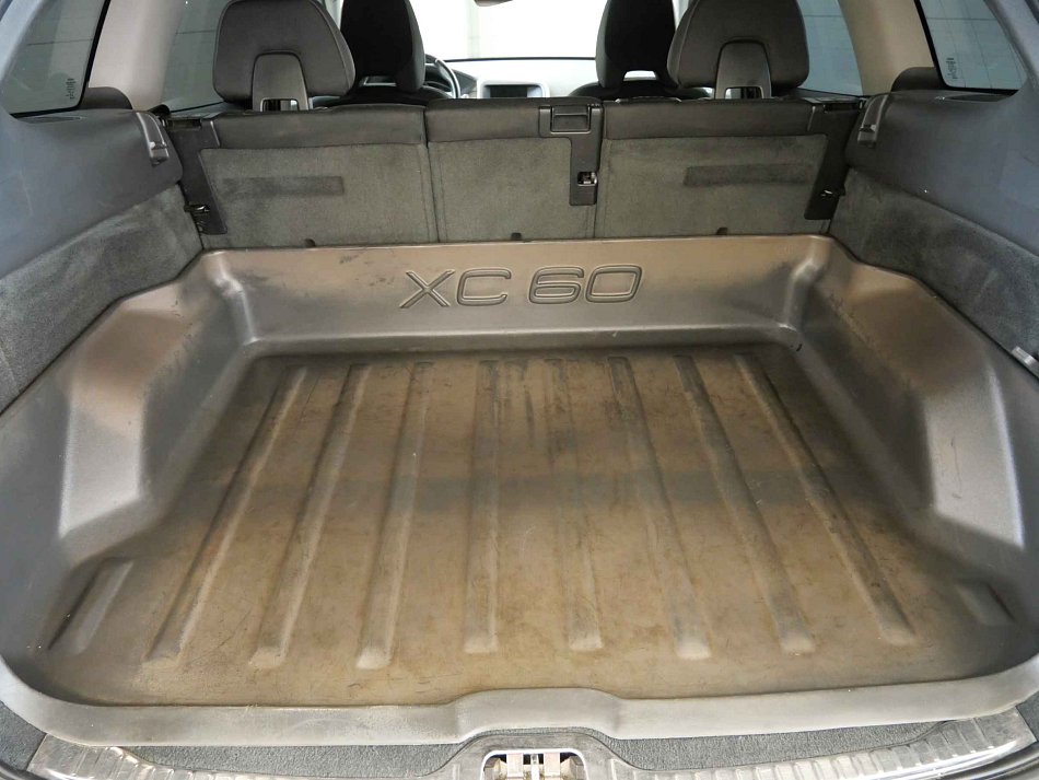 Volvo XC60 2.4 D4  AWD