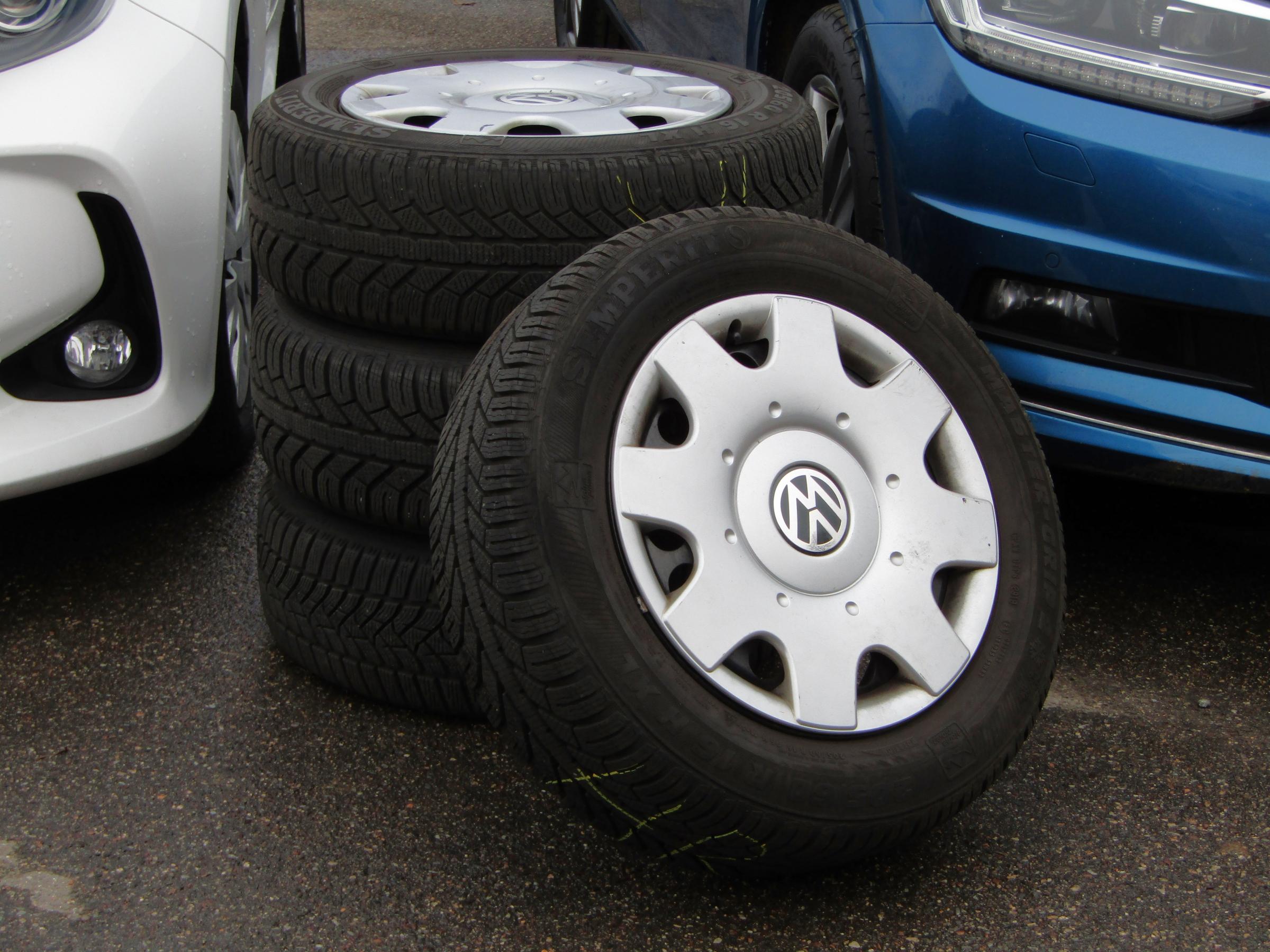 Volkswagen Touran, 2018 - pohled č. 21