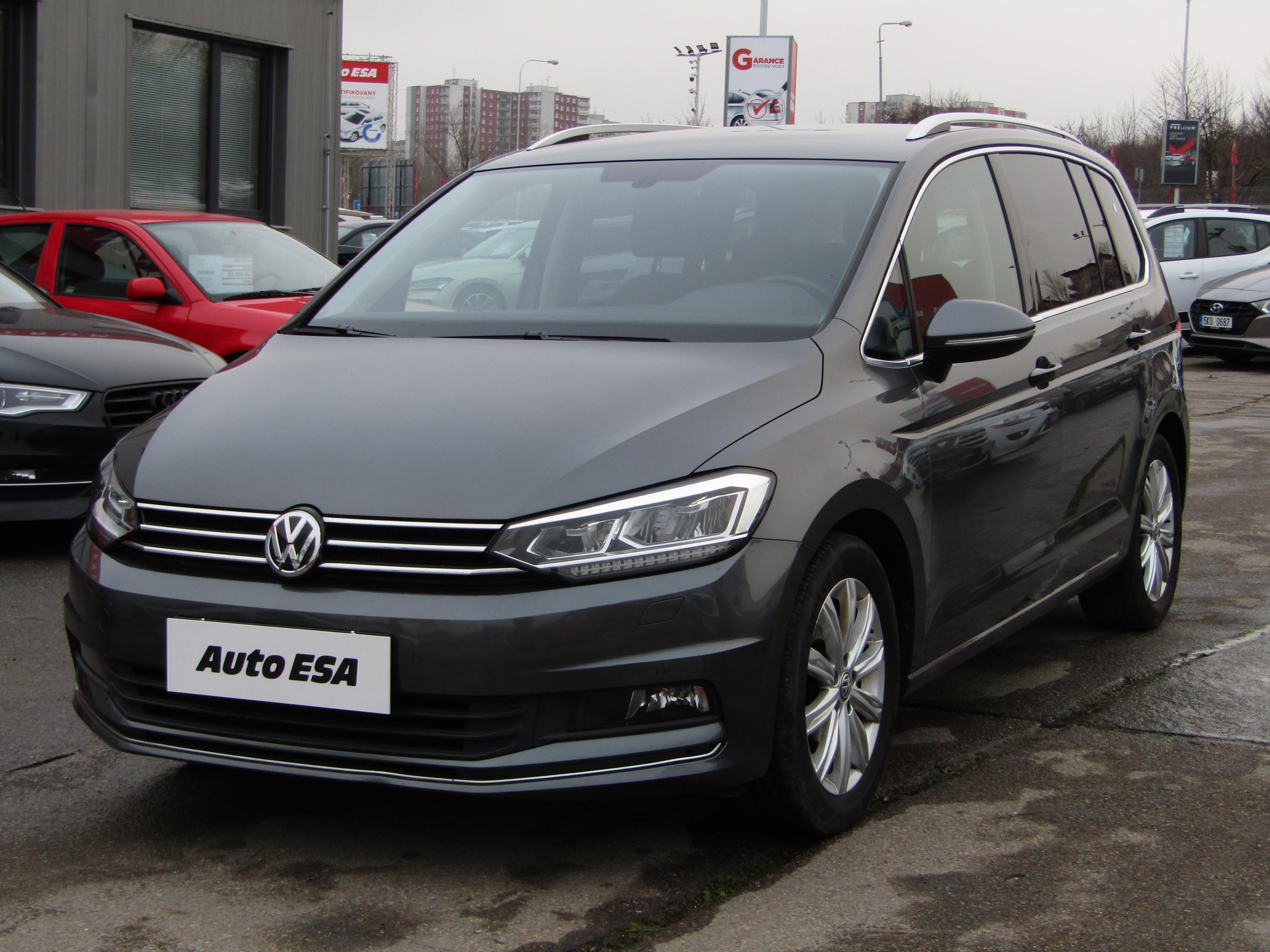 Volkswagen Touran, 2018 - pohled č. 3