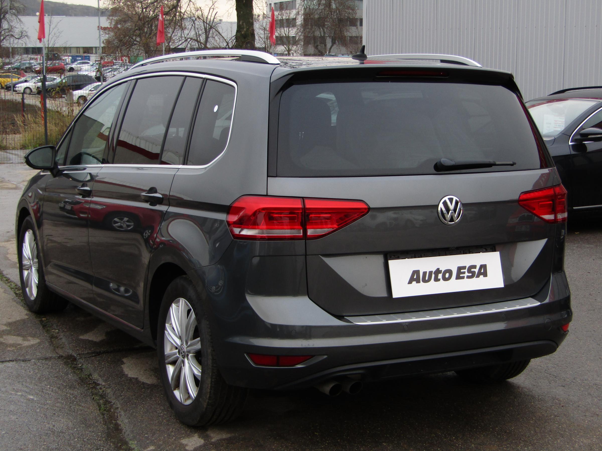 Volkswagen Touran, 2018 - pohled č. 6