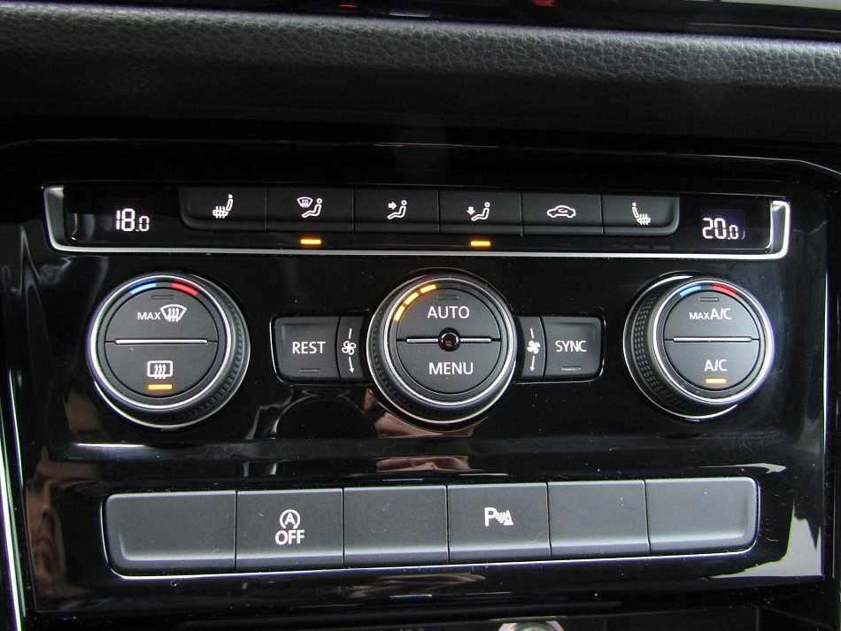 Volkswagen Touran 1.4 TSi Highline