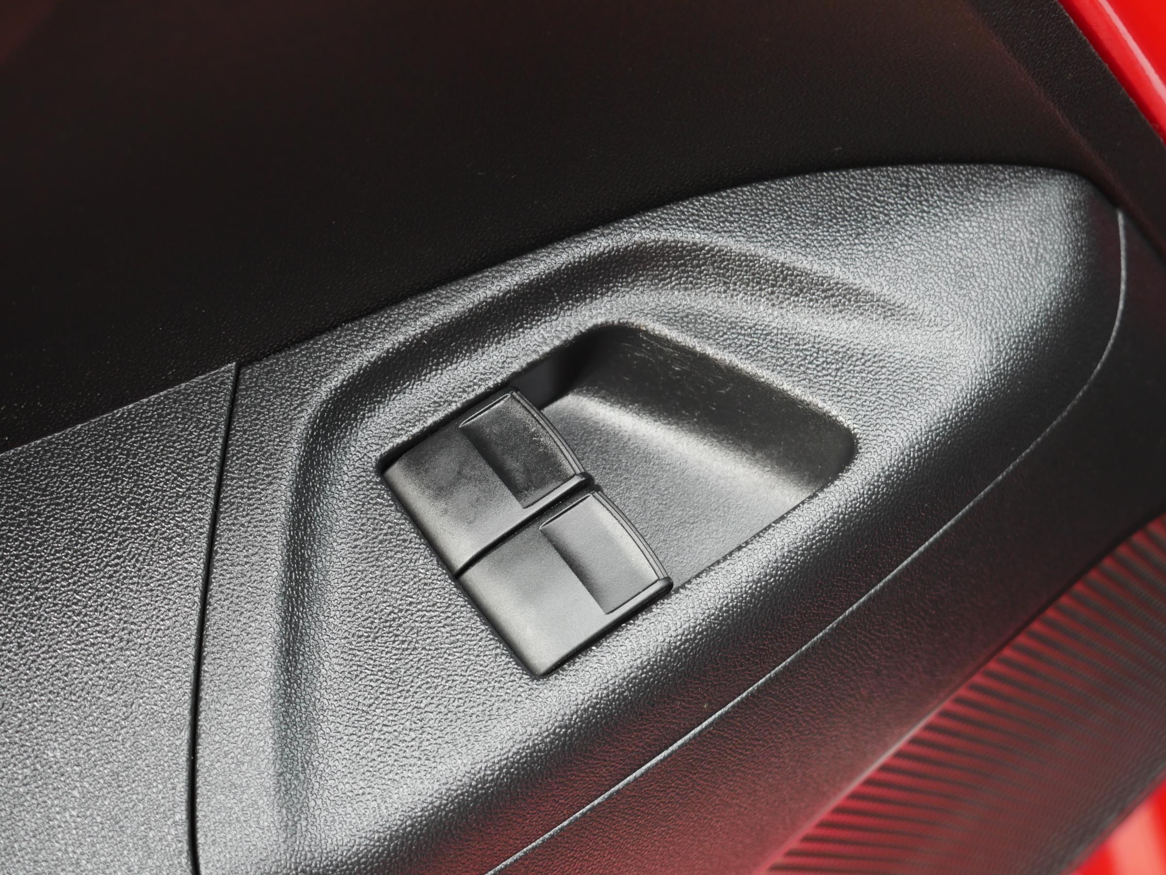 Peugeot 108, 2018 - pohled č. 15