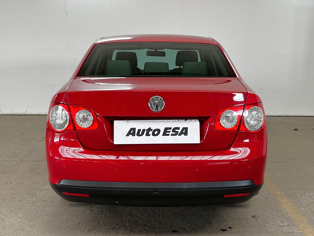 Volkswagen Jetta 1.6 i 