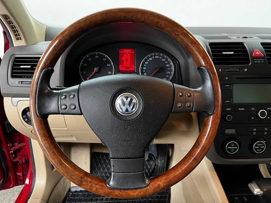 Volkswagen Jetta 1.6 i 