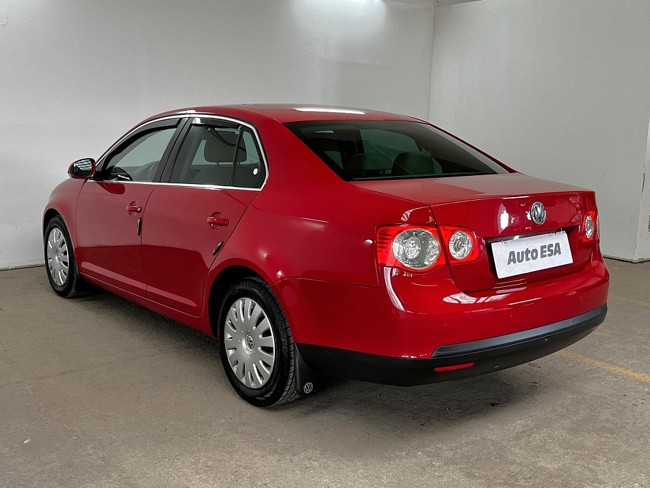 Volkswagen Jetta 1.6 i 