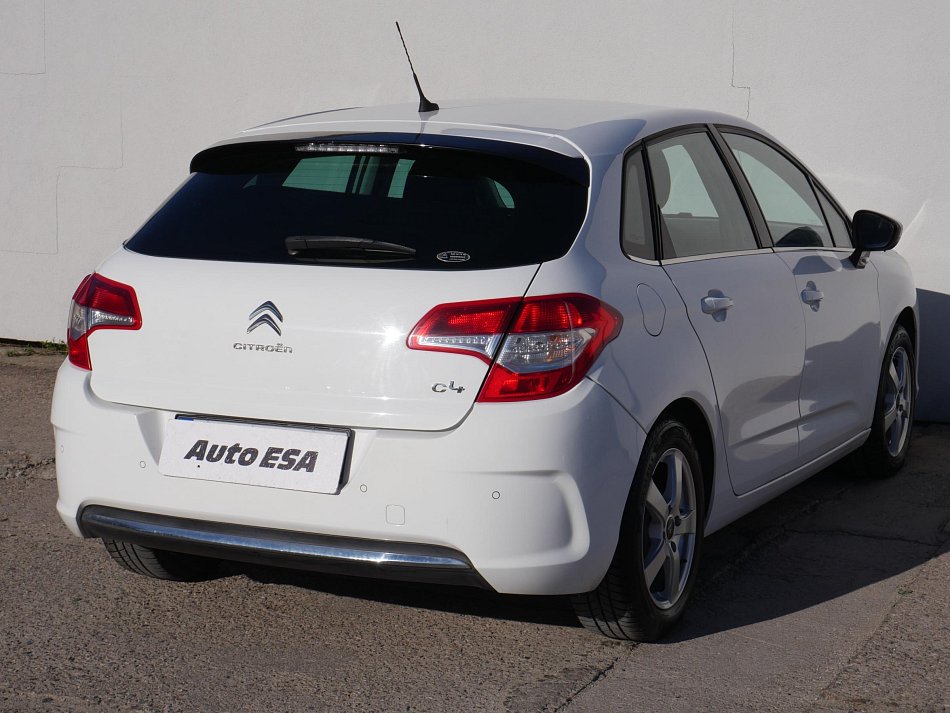 Citroën C4 1.6 VTi 