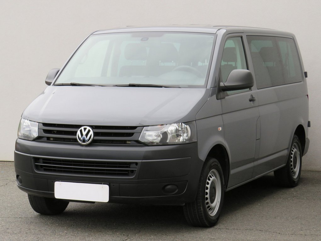 Volkswagen Transporter 2.0TDi  L2 9míst