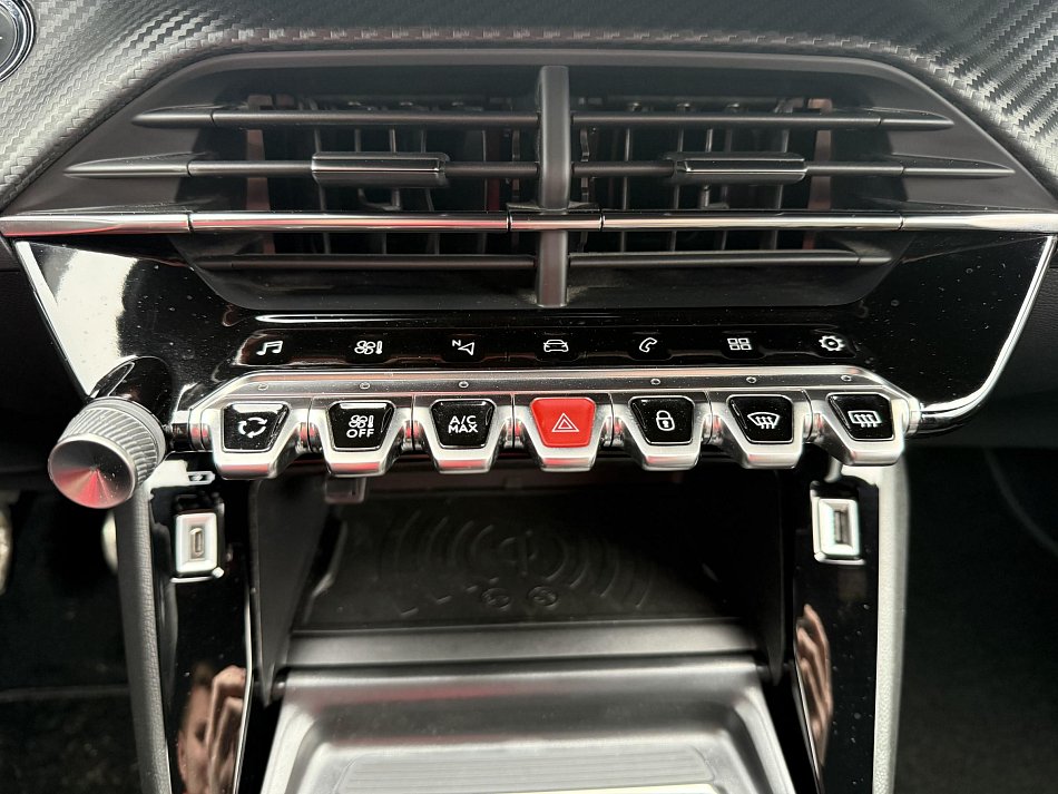 Peugeot 208 1.2PT GT Line