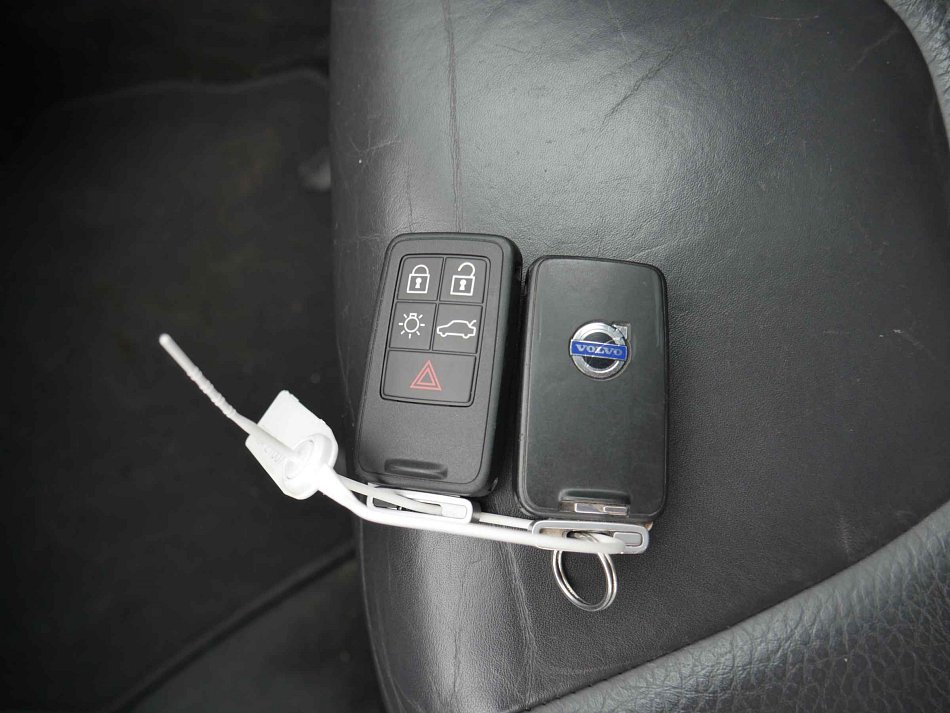Volvo V60 2.0D 