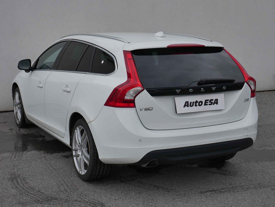 Volvo V60 2.0D 