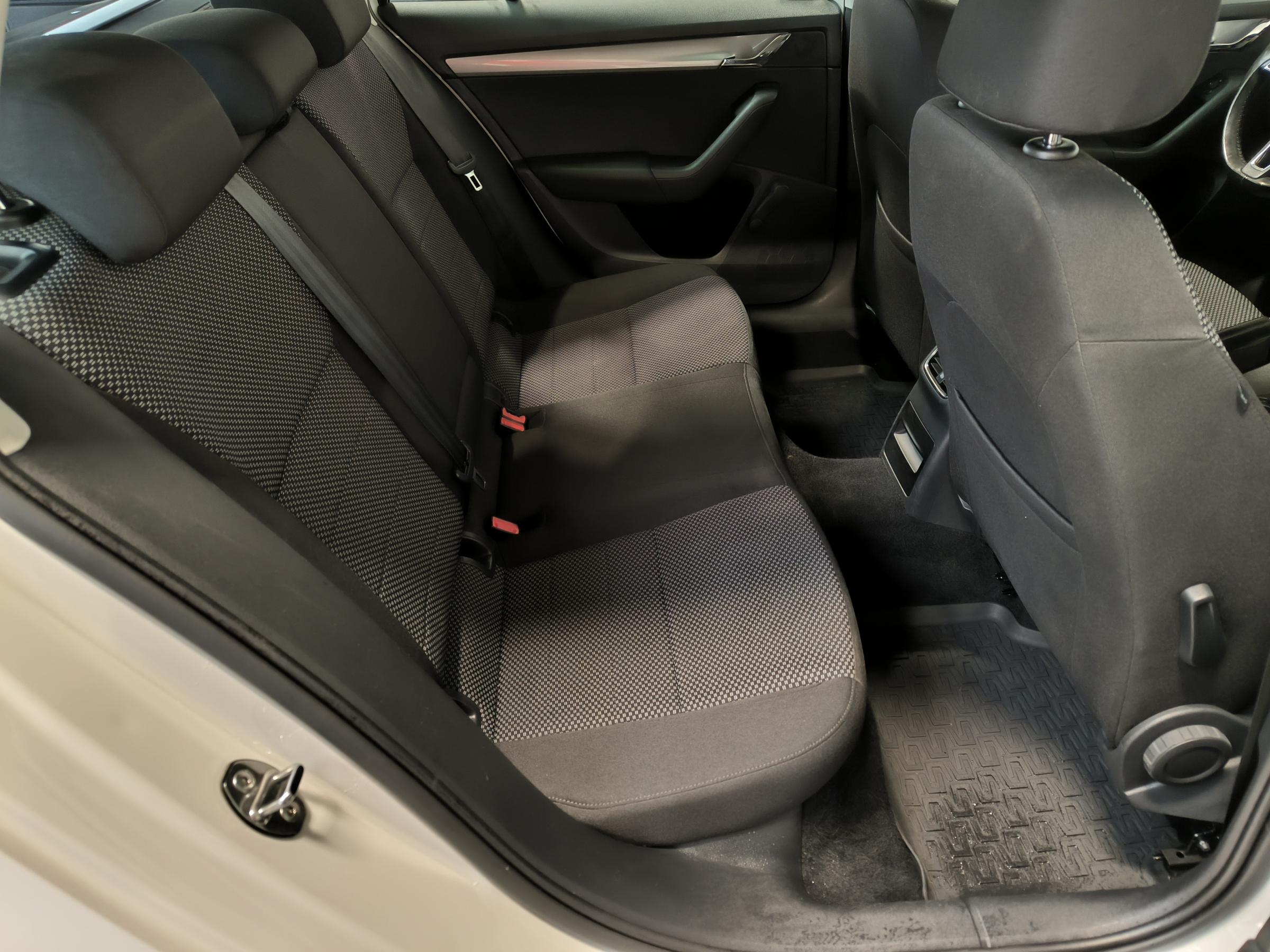 Škoda Octavia III, 2016 - pohled č. 11