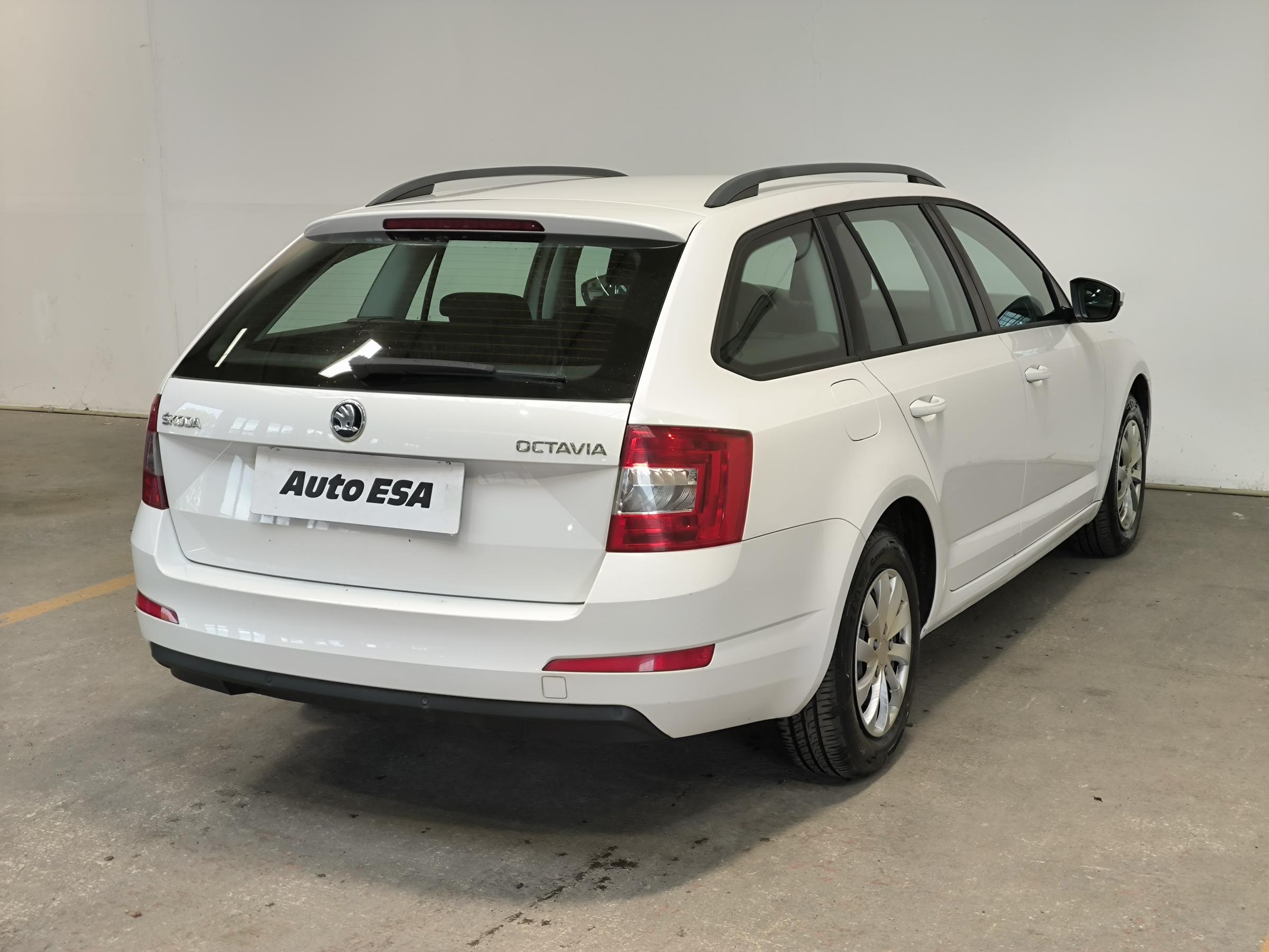 Škoda Octavia III, 2016 - pohled č. 6