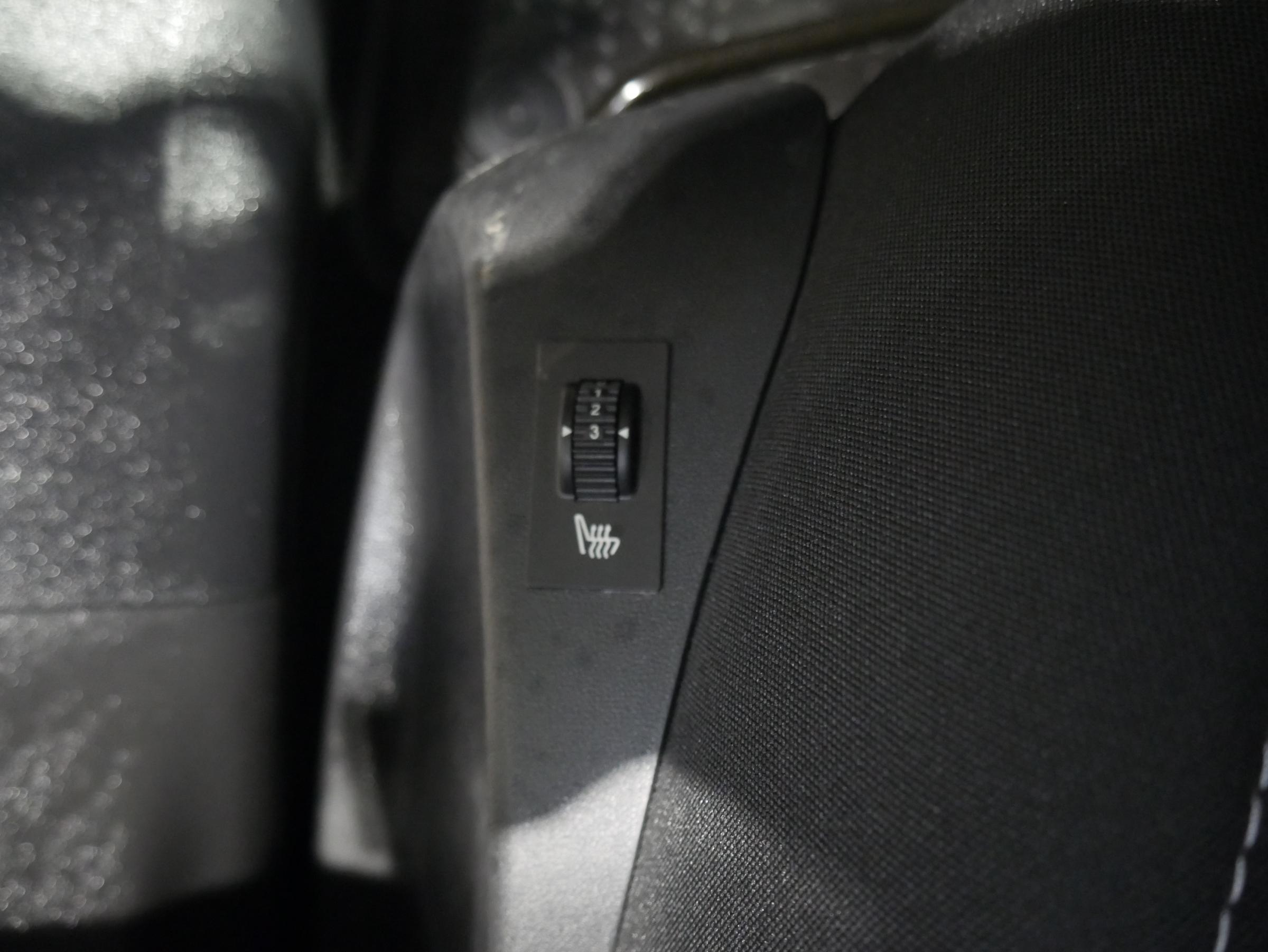 Peugeot 2008, 2018 - pohled č. 12