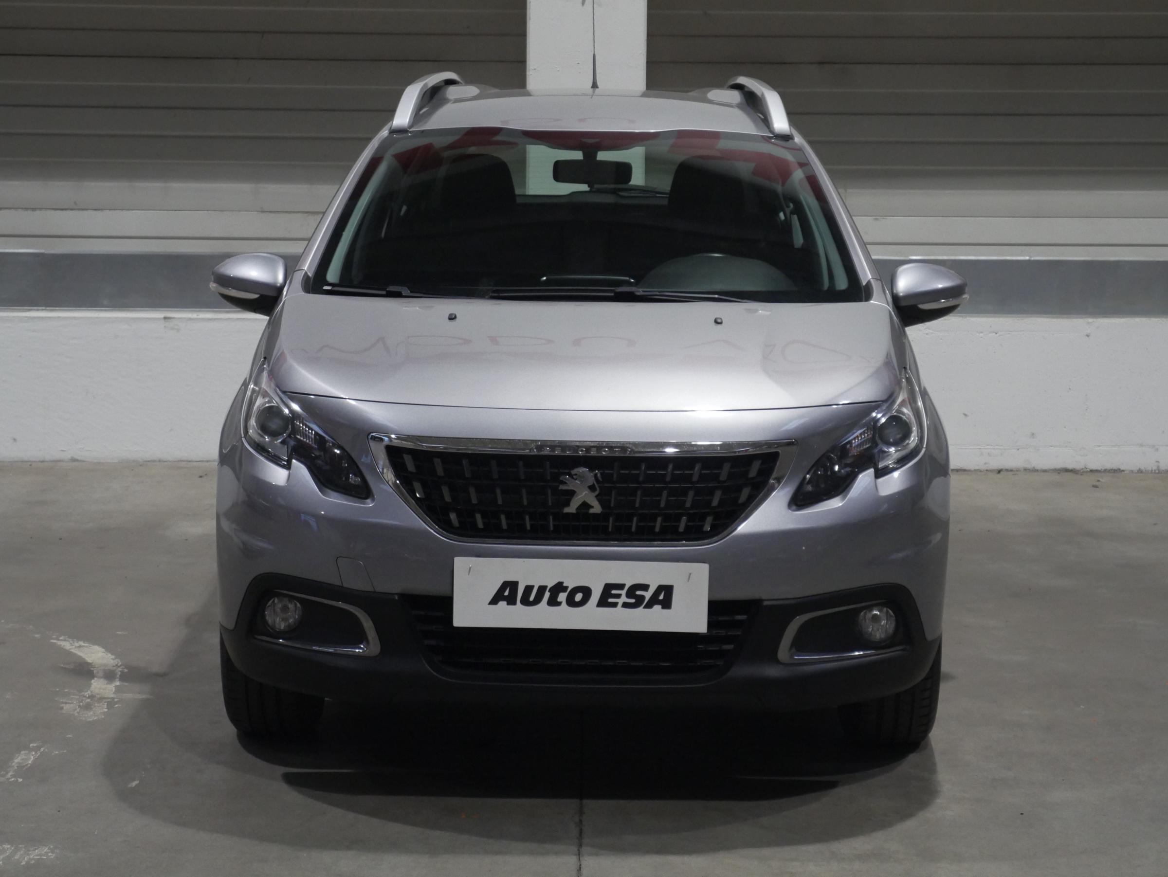 Peugeot 2008, 2018 - pohled č. 2