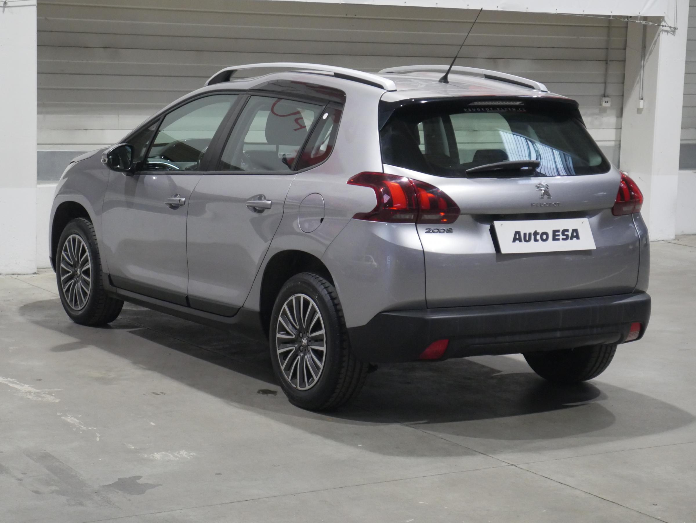 Peugeot 2008, 2018 - pohled č. 6