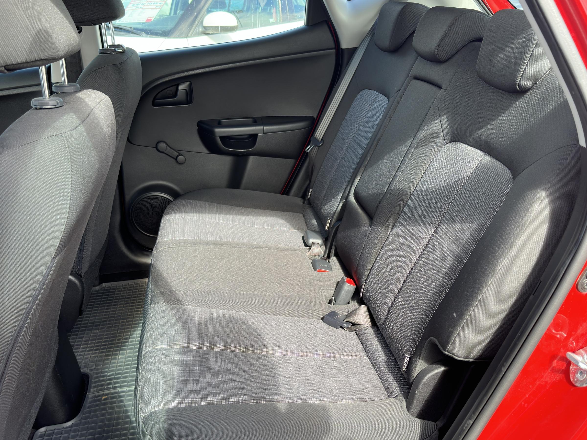 Kia Venga, 2010 - pohled č. 10