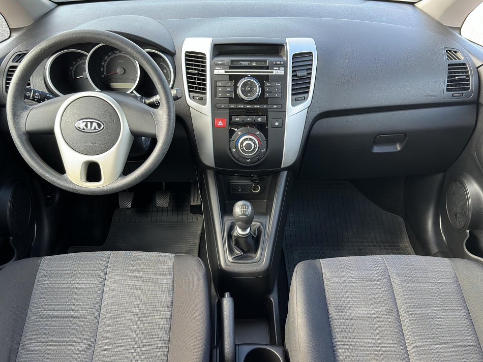 Kia Venga 1.4i 