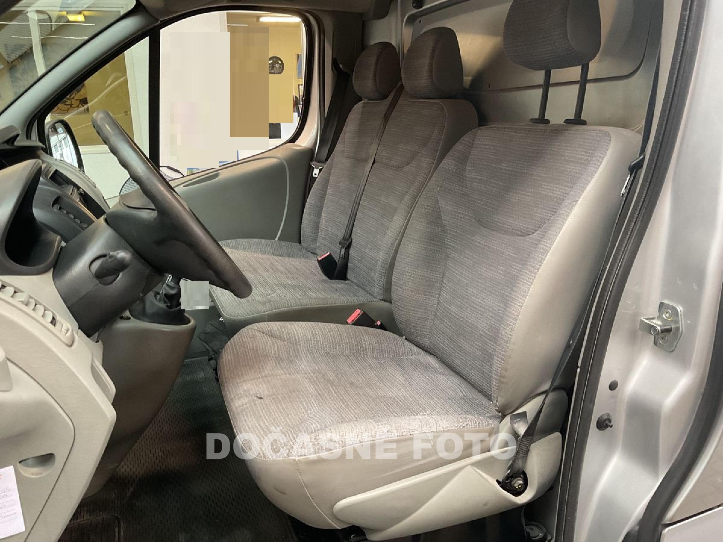 Renault Trafic, 2014 - pohled č. 4