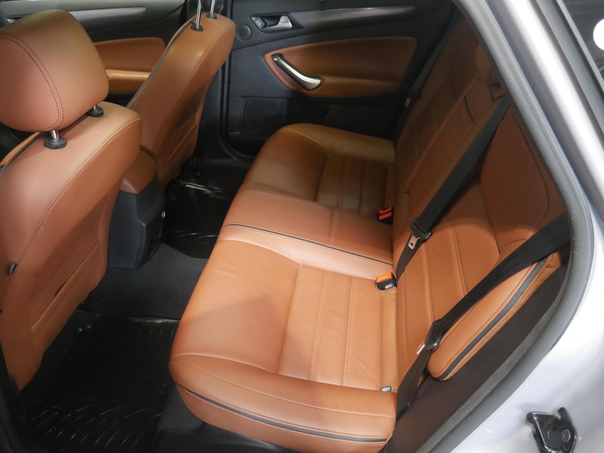 Ford Mondeo, 2011 - pohled č. 10