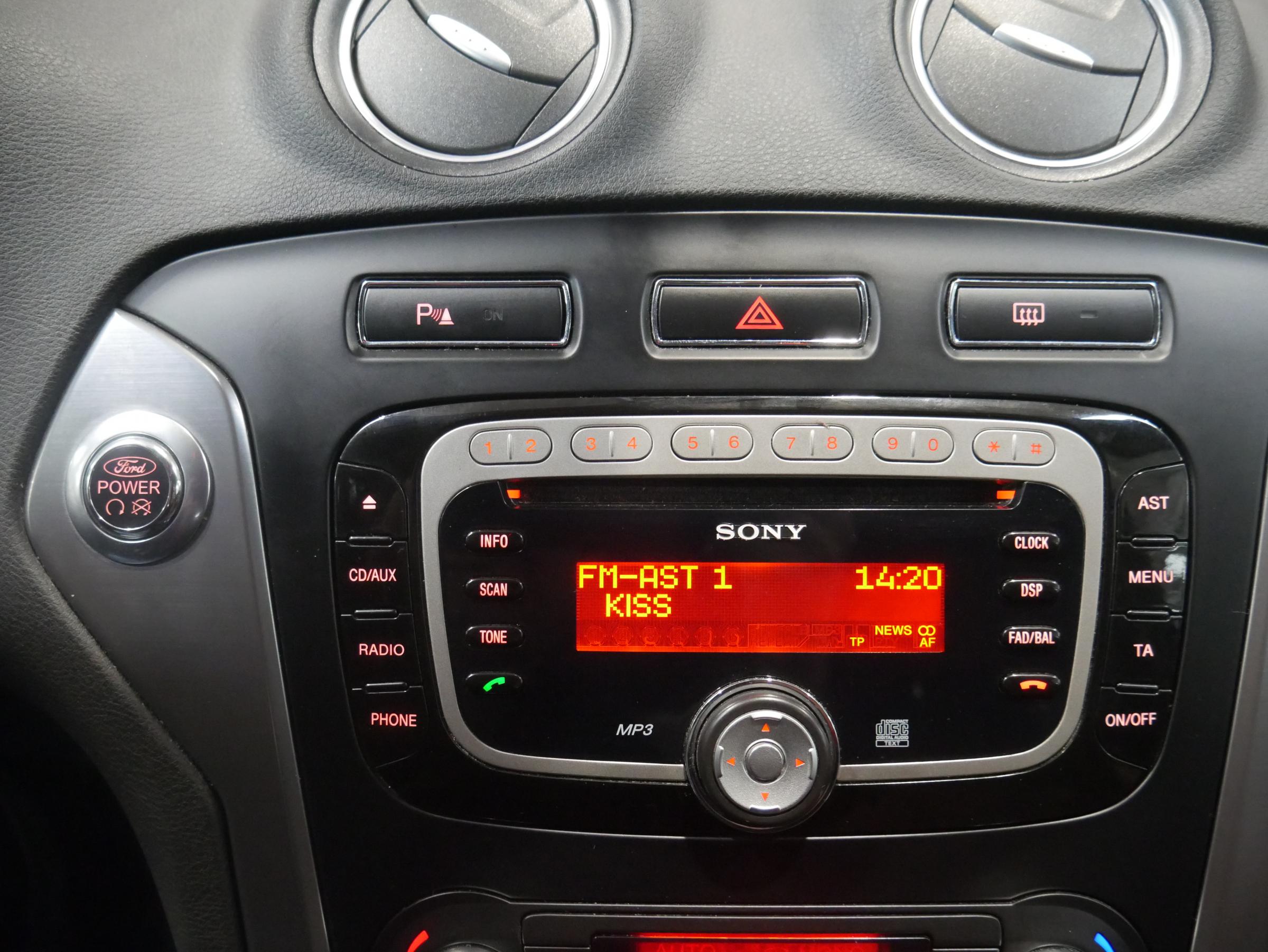 Ford Mondeo, 2011 - pohled č. 13