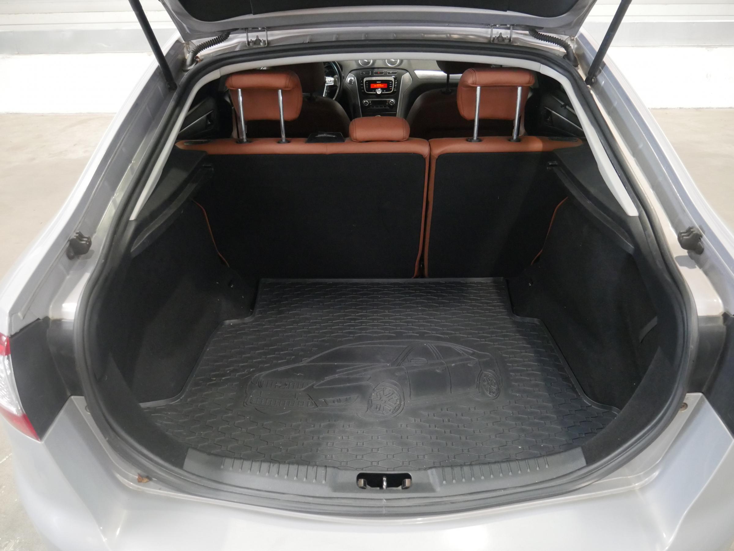 Ford Mondeo, 2011 - pohled č. 7