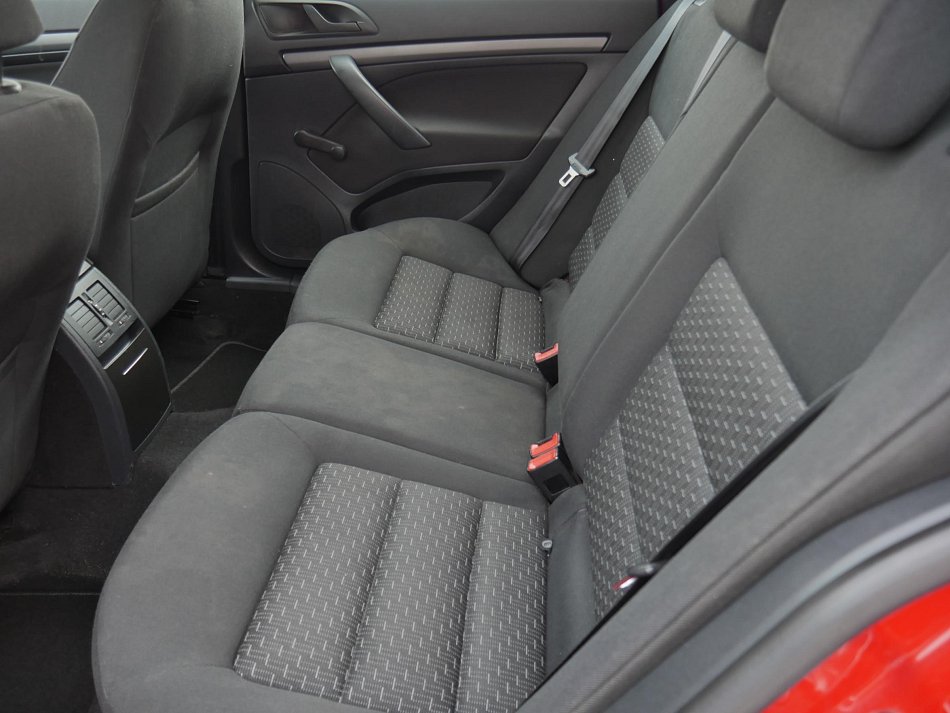 Škoda Octavia II 1.2 TSi Active