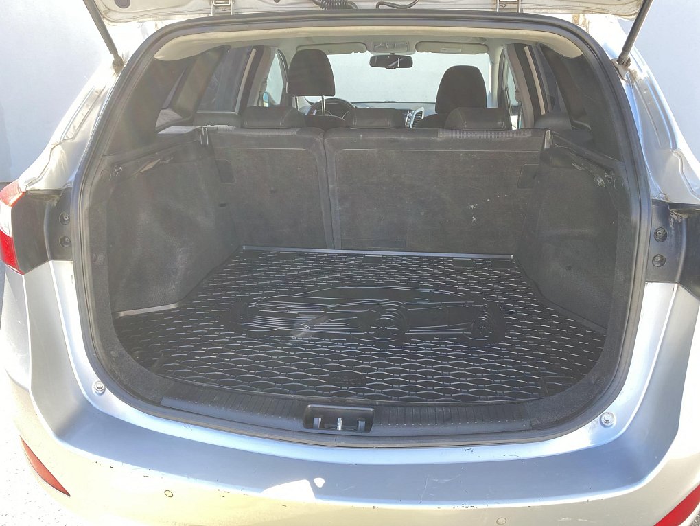 Hyundai I30 1.6CRDi Trikolor