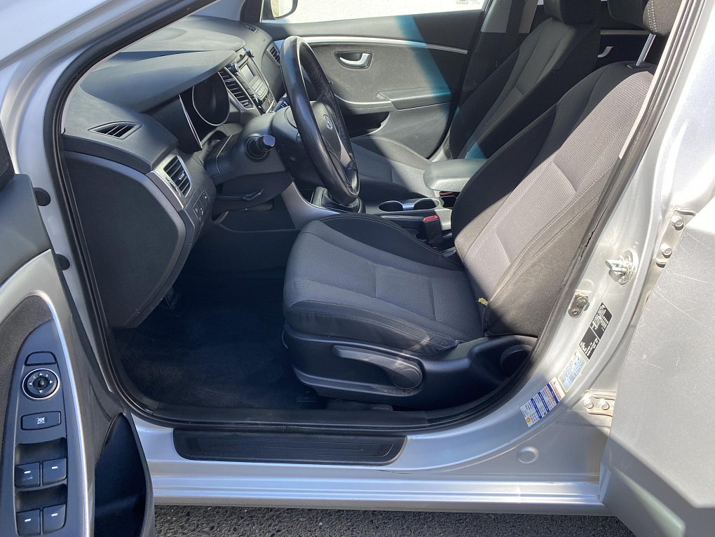 Hyundai I30 1.6CRDi Trikolor