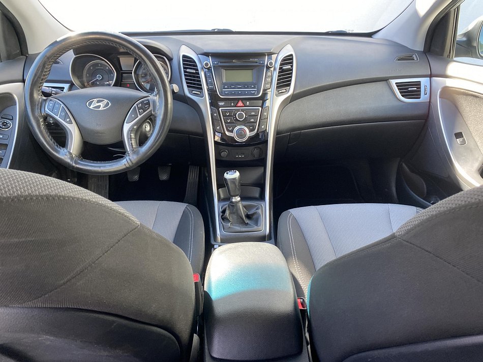 Hyundai I30 1.6CRDi Trikolor