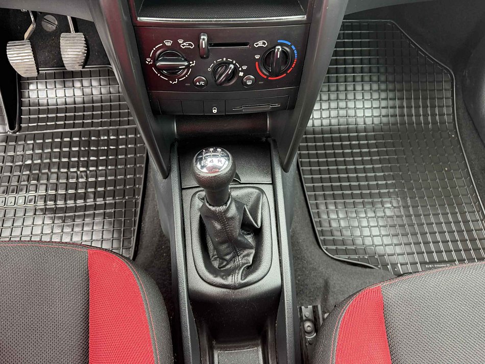 Peugeot 207 1.4i 