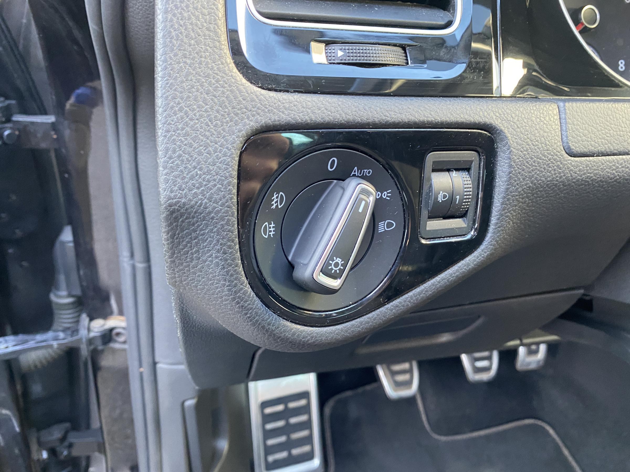 Volkswagen Golf, 2016 - pohled č. 15