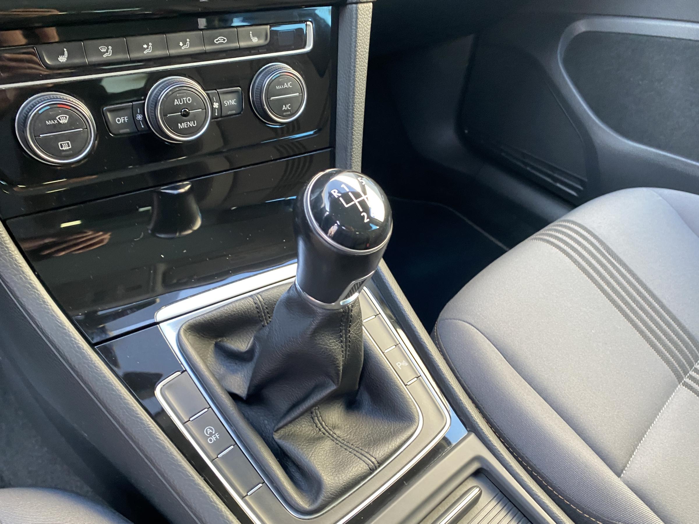 Volkswagen Golf, 2016 - pohled č. 16