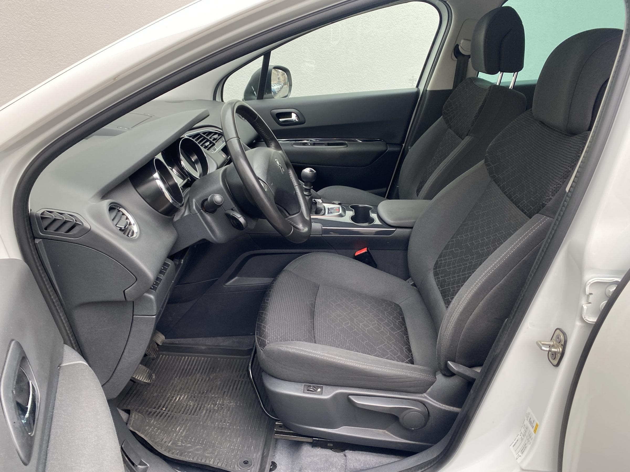 Peugeot 3008, 2016 - pohled č. 9