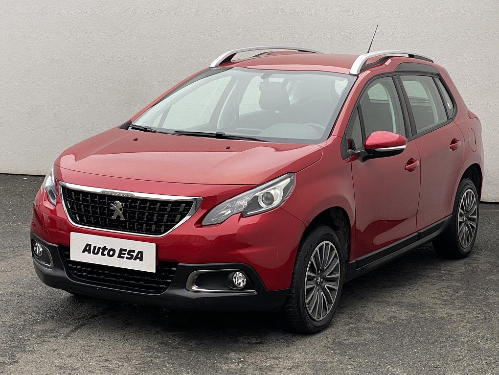 Peugeot 2008 1.2 PT 