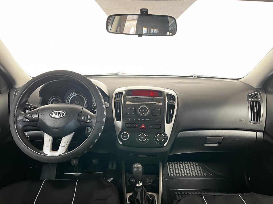 Kia Ceed 1.4 CVVT 