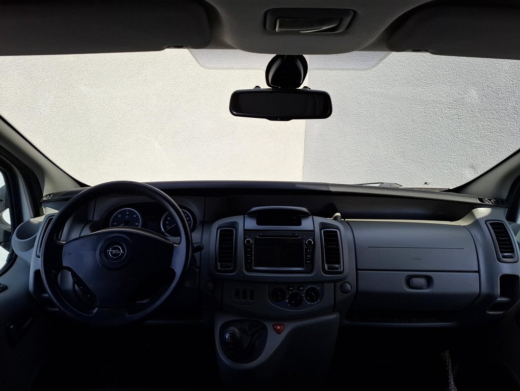 Opel Vivaro 2.0CDTi  9míst