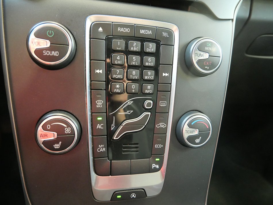 Volvo V40 2.0D 