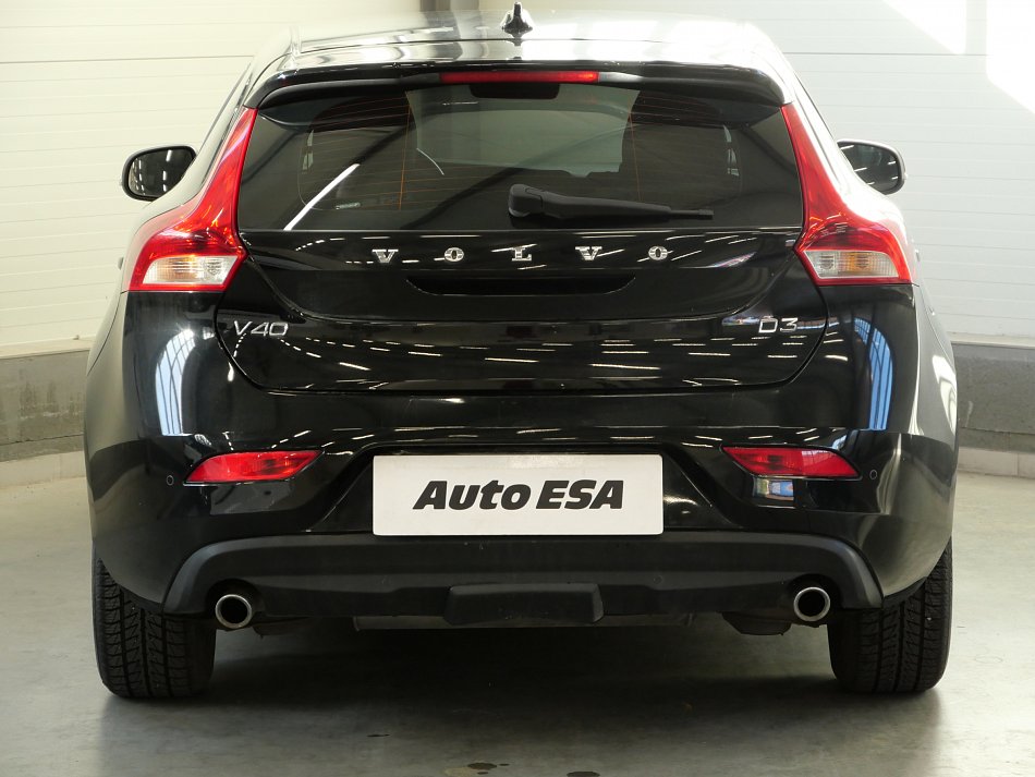 Volvo V40 2.0D 