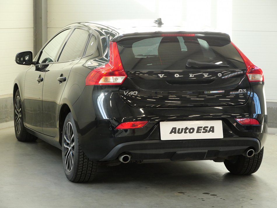 Volvo V40 2.0D 