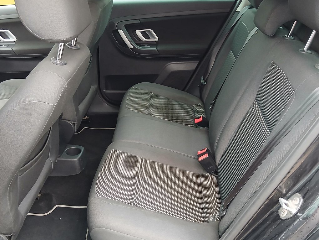 Škoda Fabia II 1.6i 16V Scout