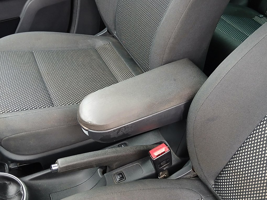 Škoda Fabia II 1.6i 16V Scout