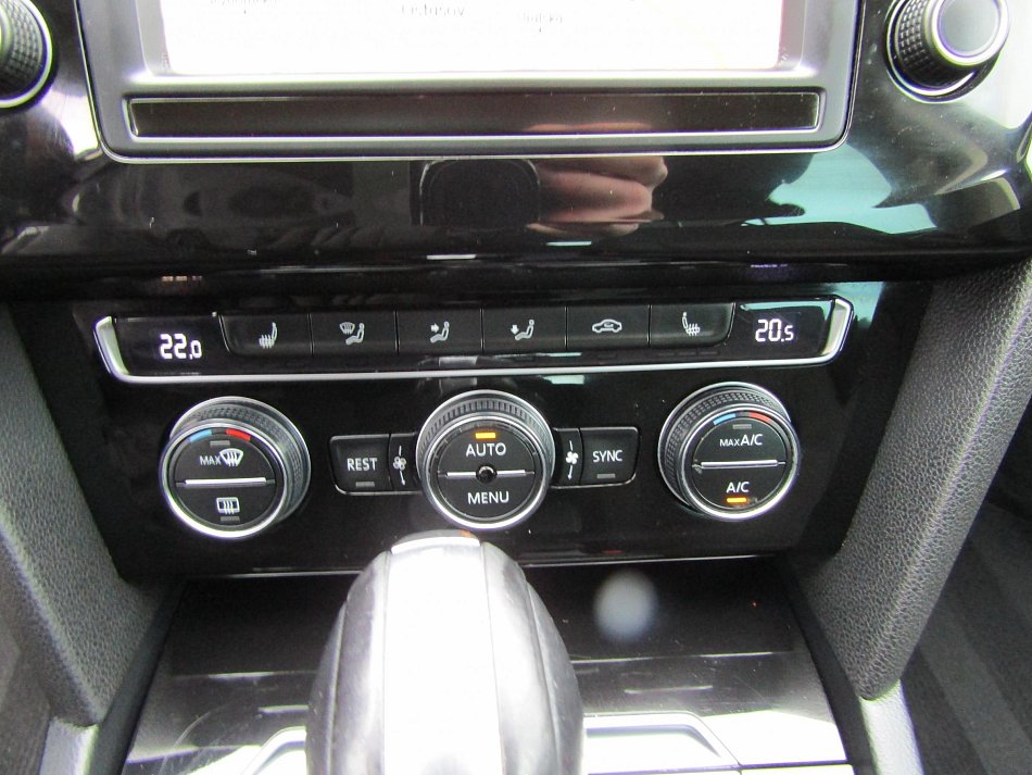 Volkswagen Passat 2.0TDi 