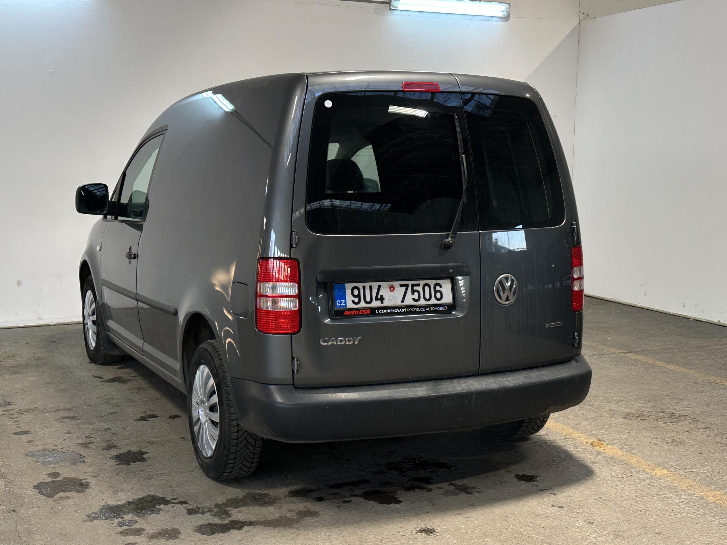 Volkswagen Caddy, 2012 - pohled č. 4